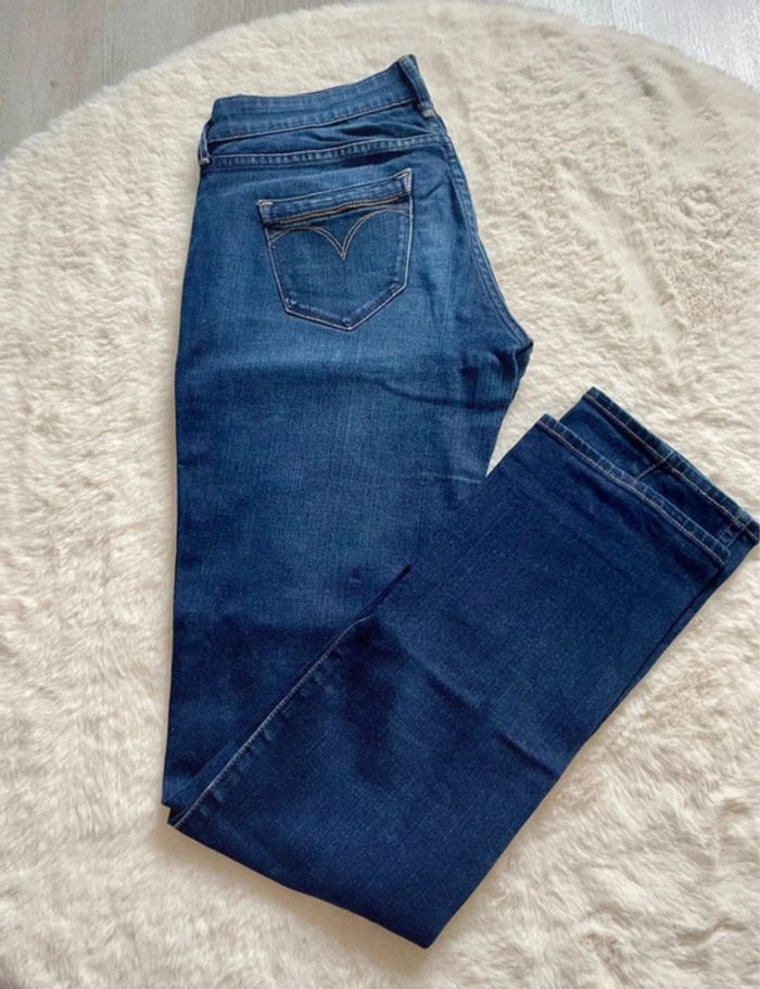 Jean coupe droite LEVI’S taille 36