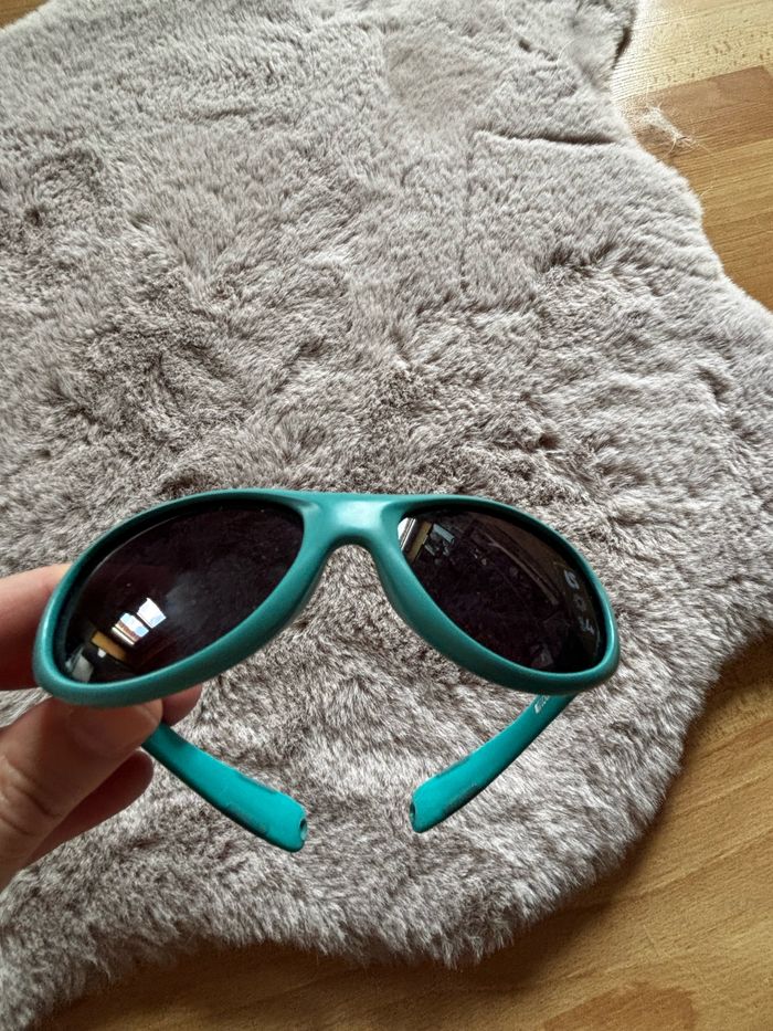 Lunettes de soleil enfants - photo numéro 2