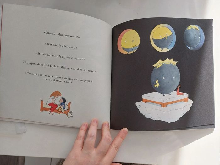 Livre (Tout le monde dort?) - photo numéro 3