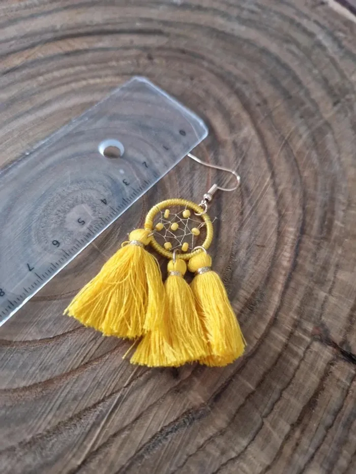 Boucles d'oreilles fantaisies jaunes attrape-reve - photo numéro 2