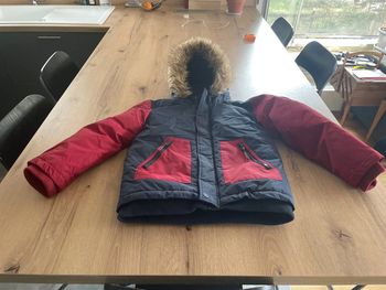 Blouson hiver Tape à l’œil taille 10 ans