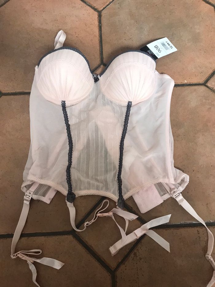 Corset rose neuf up neuf