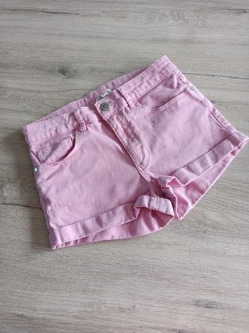 25. Short en jeans H&M 158 12-13ans