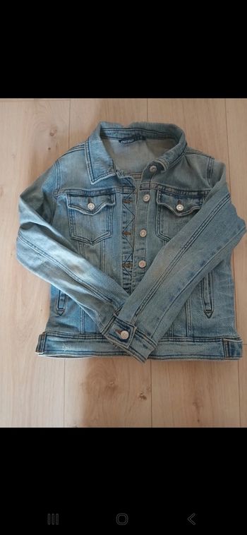 Jolie veste en jean Zara