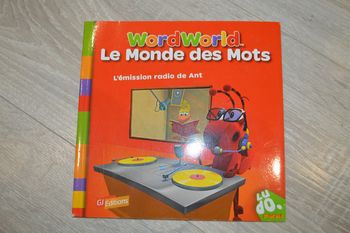 Livre World World le monde des mots