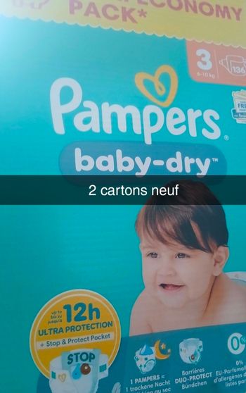 Lot de 2 cartons couches pampers taille 3