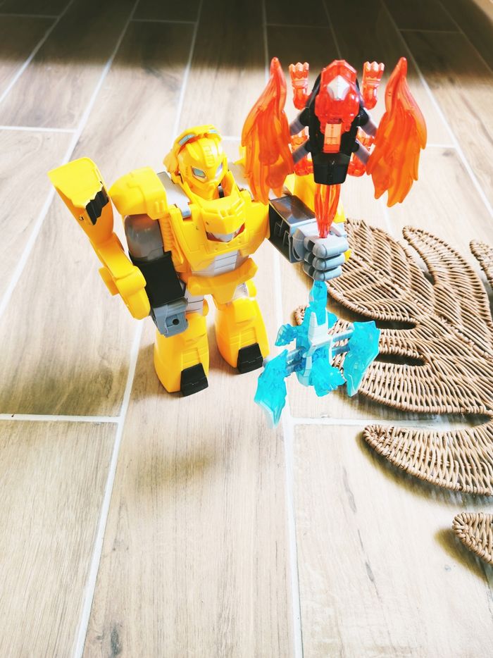 🚛 Robot Transformers rescue bots Bumblebee chevalier gardien marque Hasbro - photo numéro 4