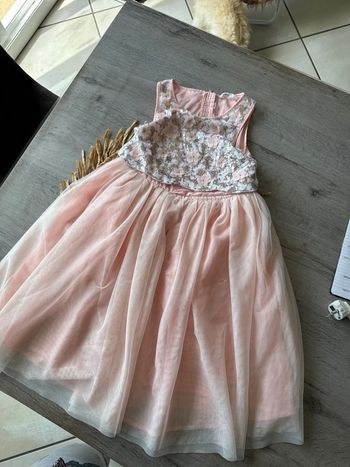 Robe h&m 8 ans tulle et pailletés sequins