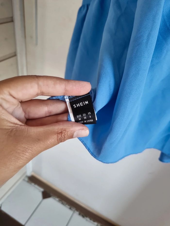 Robe fluide bleu shein M - photo numéro 2