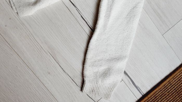 Vêtement fille pull blanc cœur doré Kiabi 12 ans - photo numéro 3