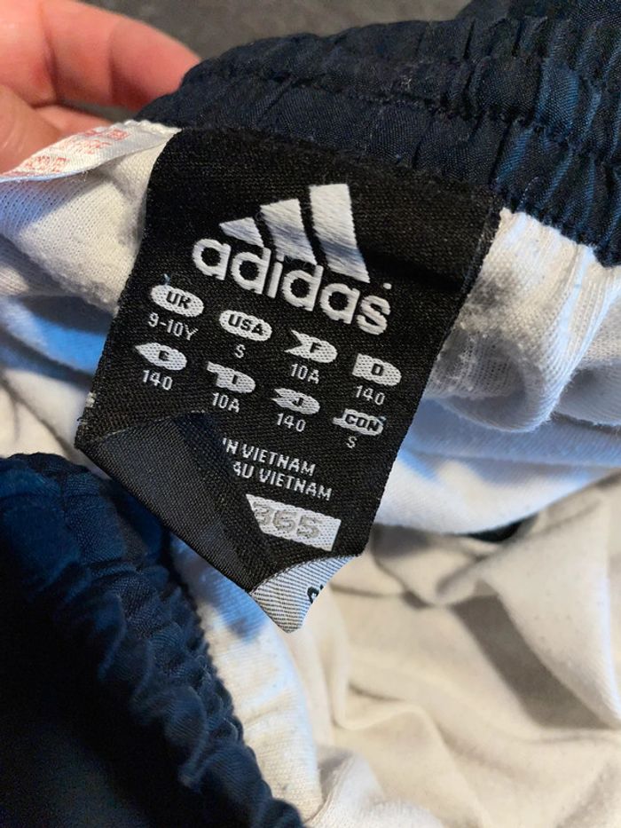 Short Adidas 10 ans - photo numéro 3