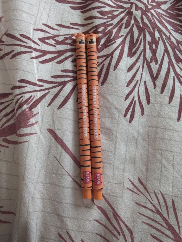 Lot de 2 stylos tigre Legami