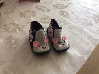 Chaussons taille 17