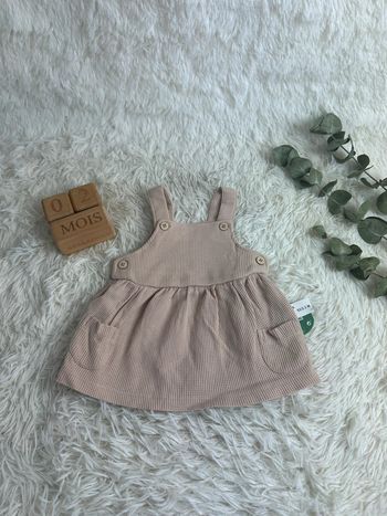 Robe nid d’abeille C&A taille 2-3 mois