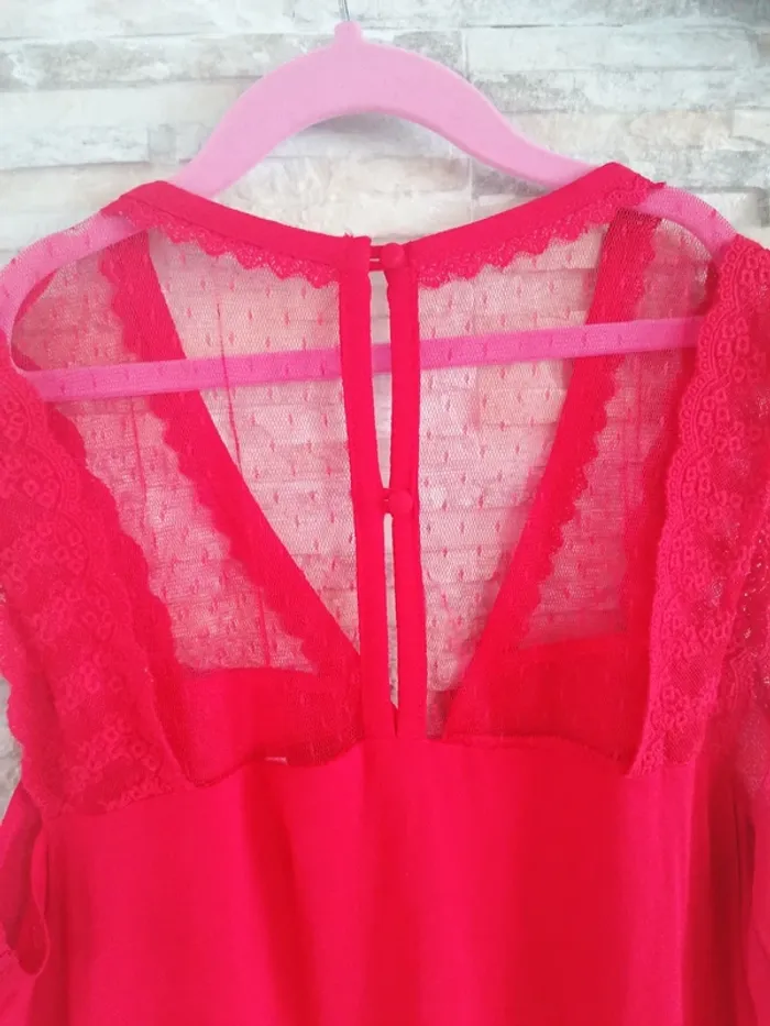 Top/haut rouge naf naf dentelle taille M #Vêtements_femmes_krocaro - photo numéro 11