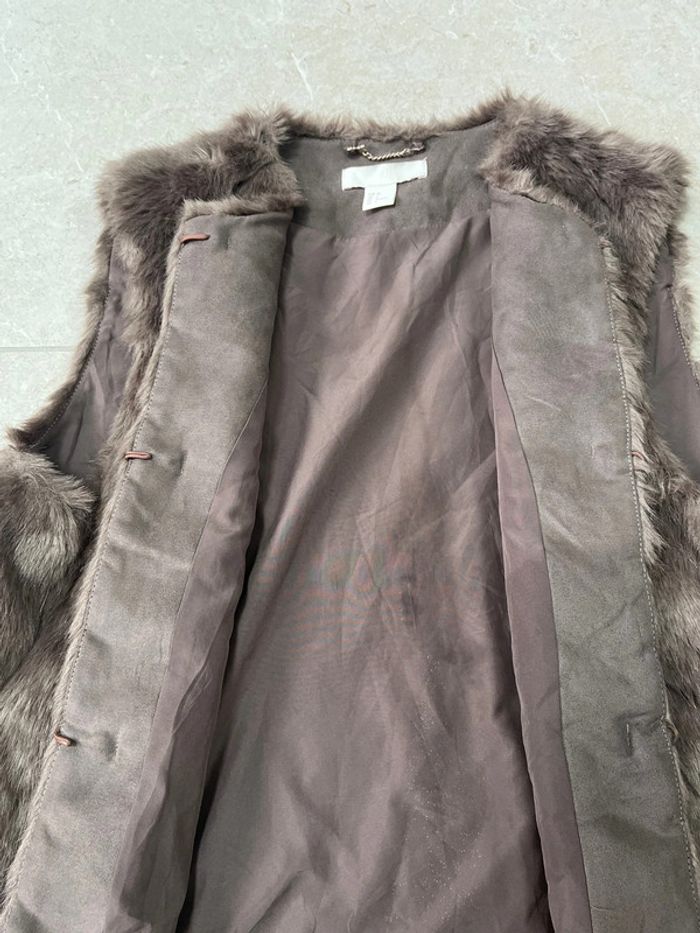 Veste sans manche typé fourrure - photo numéro 5