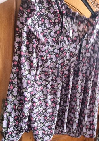 Blouse à fleurs neuve avec étiquette 2xl
