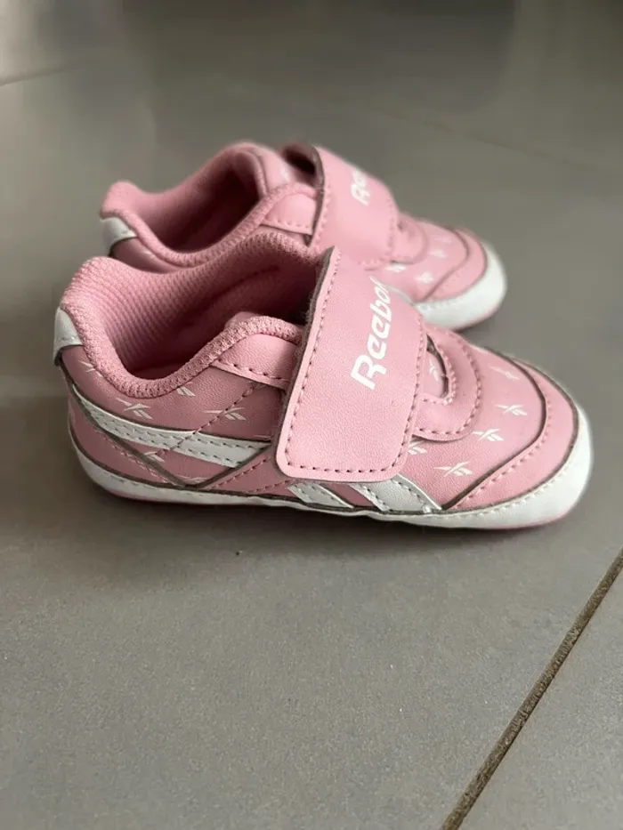 Chaussons reebok rose 19,5