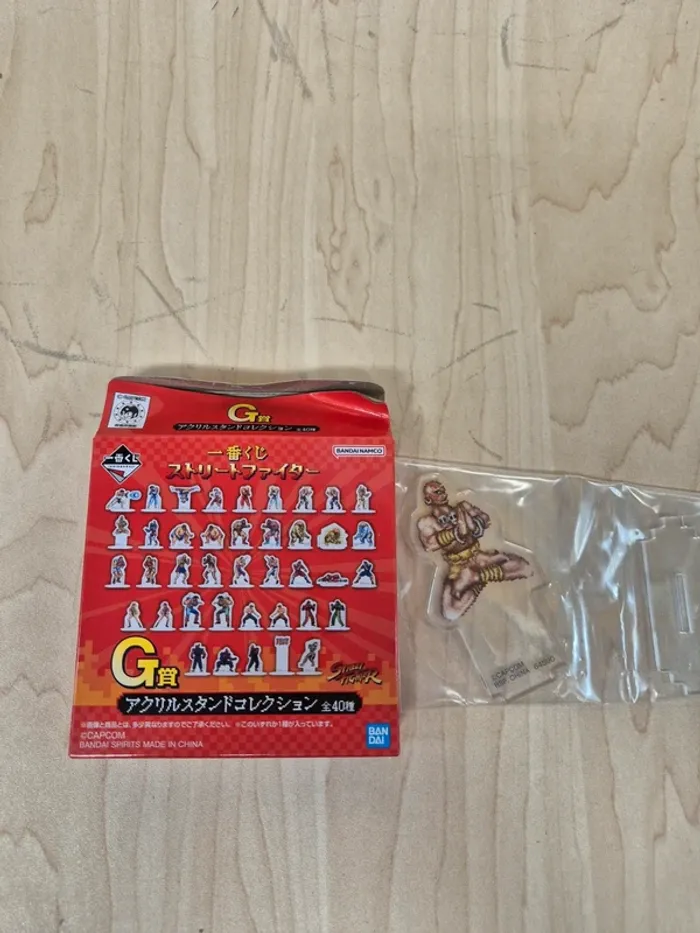 Figurine acrylique Street Fighter Ichibankuji : Dahlsim