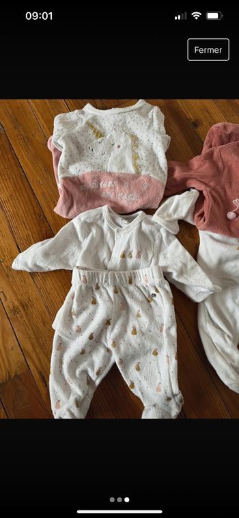 Lot vêtement  bebe fille 1 mois