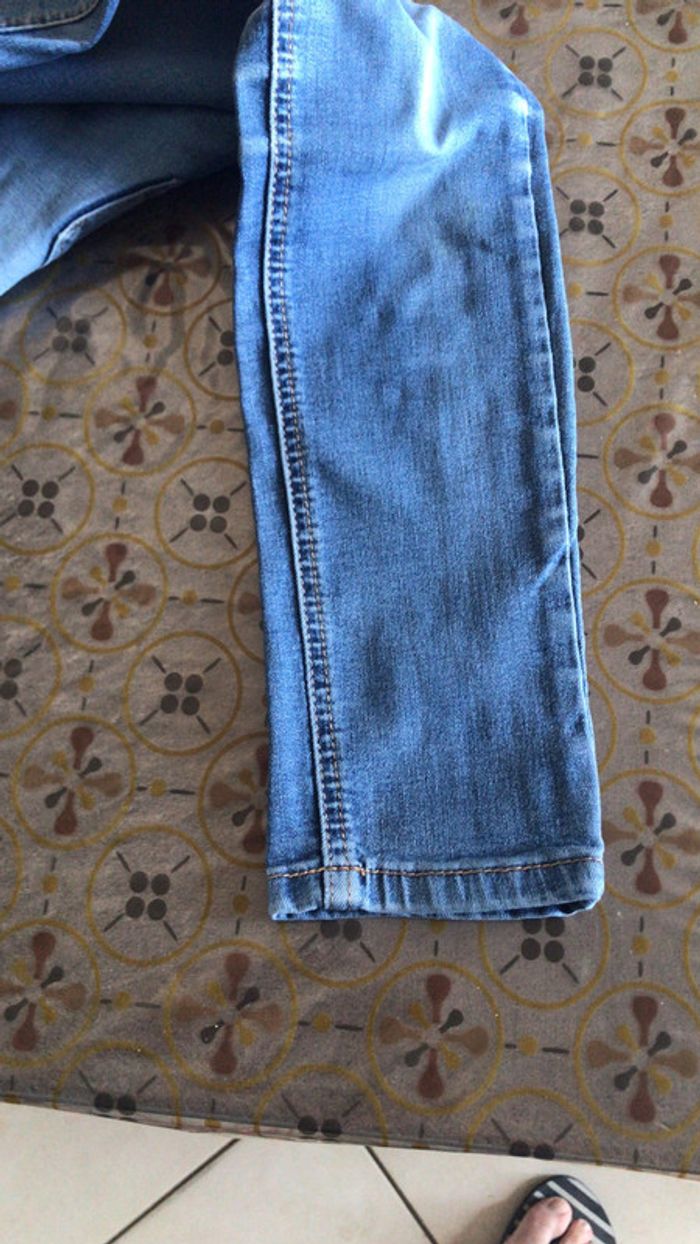 Jeans Jennyfer taille 34 - photo numéro 2