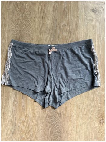 Bas de pyjama short Undiz gris/dentelle rose M