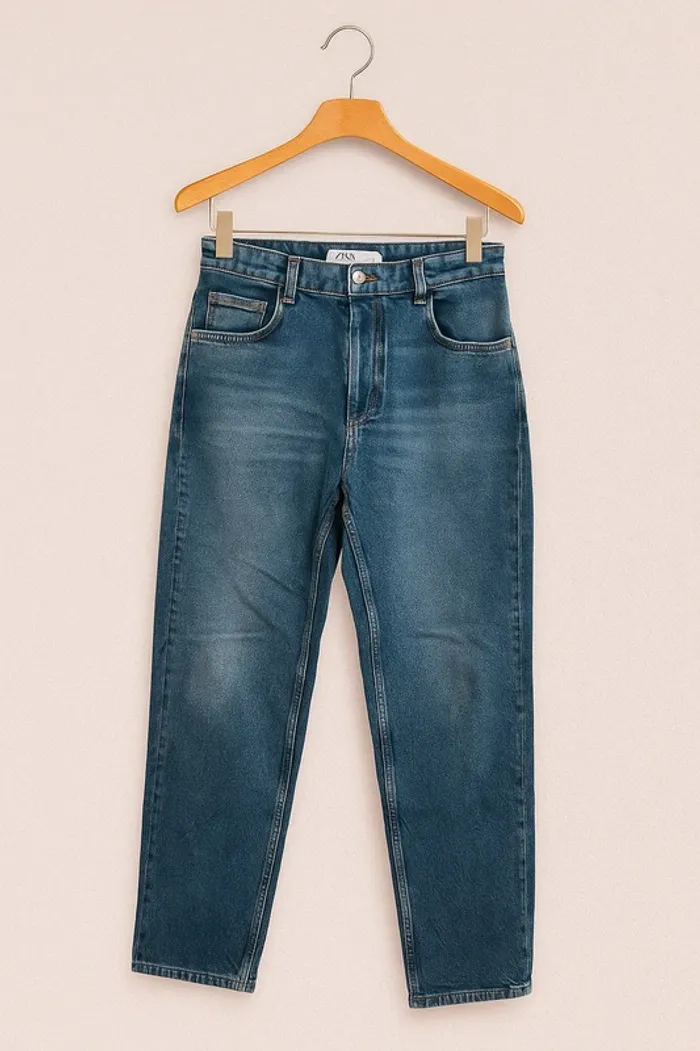 Jean Zara Femme Taille 38 – Style Classique et Intemporel