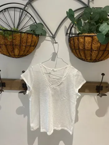 T-shirt blanc Taille M