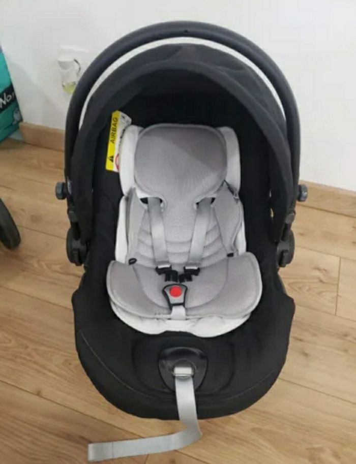 Poussette Chicco Trio (Pas d'envoi, remise en main propre Toulouse 31200) - photo numéro 8