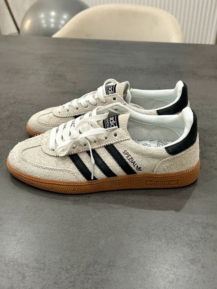 Adidas Spezial Earth Strate37 - photo numéro 5