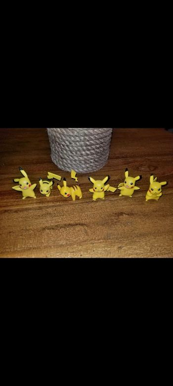 Lot de 6 figurines Pikachu Pokémon