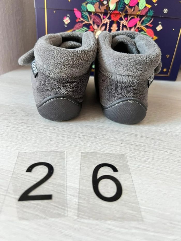 Chaussons Isotoner gris 26 - photo numéro 3