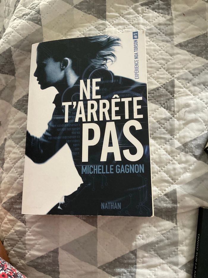 #ne t’arrête pas Michelle Gagnon - photo numéro 2