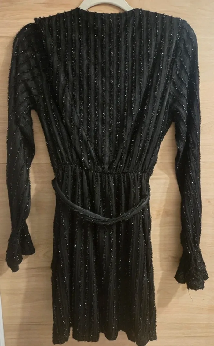 Robe lurex neuve ! - photo numéro 2
