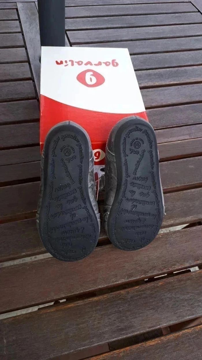 45 € Babies en cuir Garvalin taille 24 Neuves - photo numéro 3