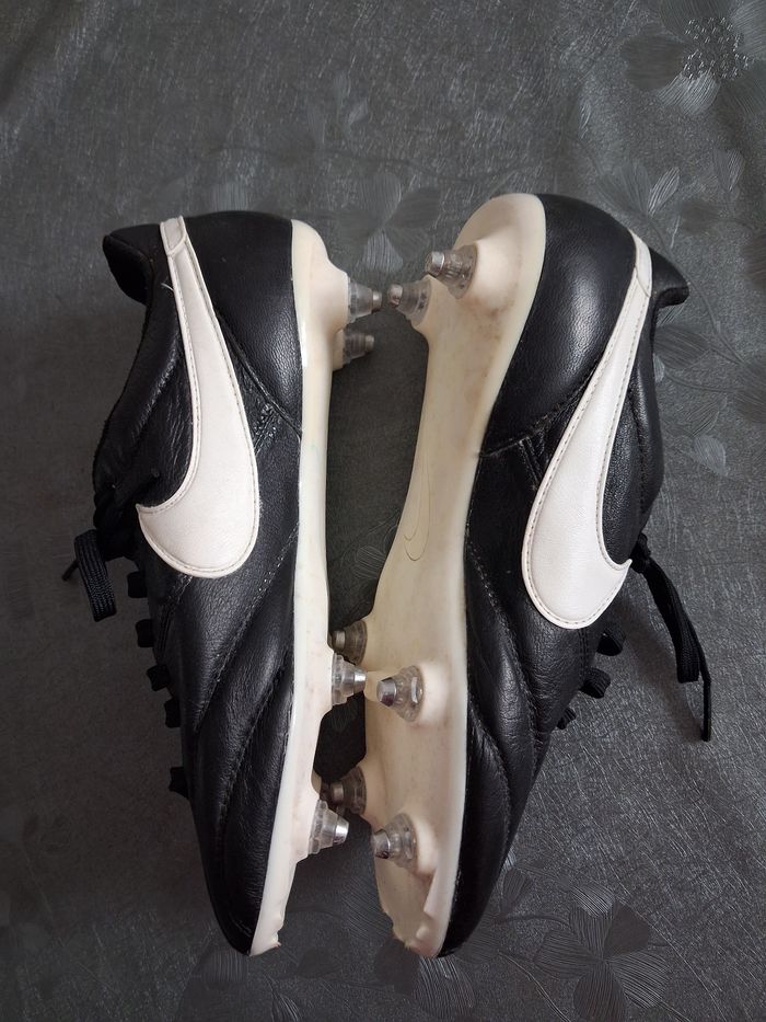 Chaussure de foot T 39 - photo numéro 3