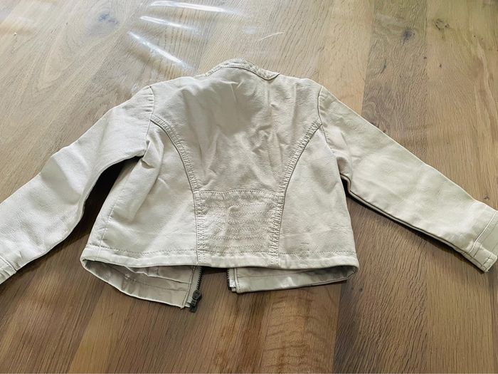 Veste simili tape à l’œil beige 2 ans - photo numéro 2