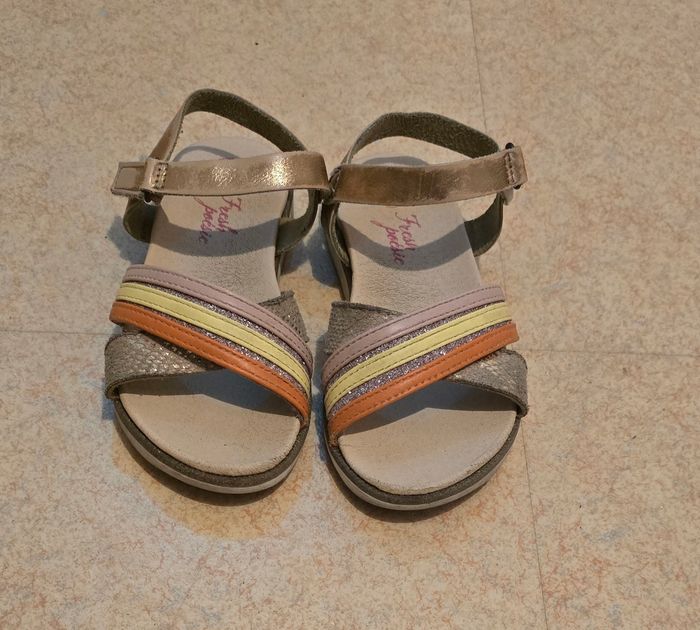 Nu pieds - photo numéro 4