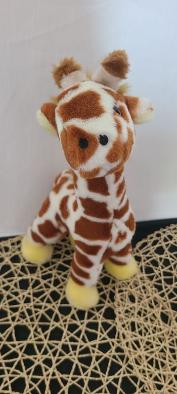 doudou girafe