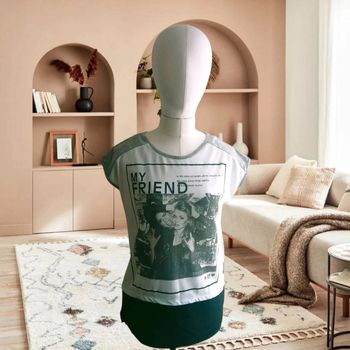 T-shirt 🌸 friend  🌸 gris et noir