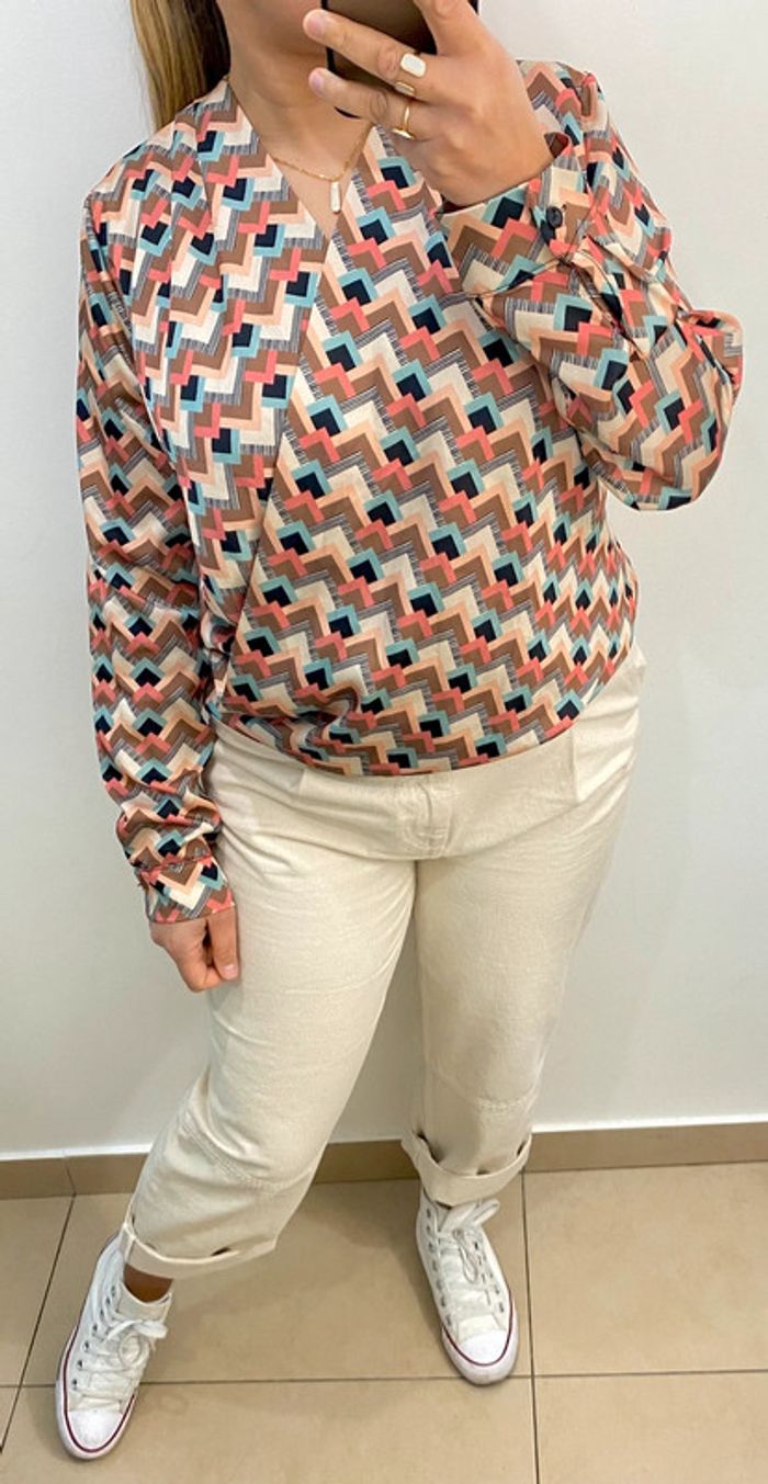 Jolie Blouse Col V Croisée  Taille Unique - photo numéro 6