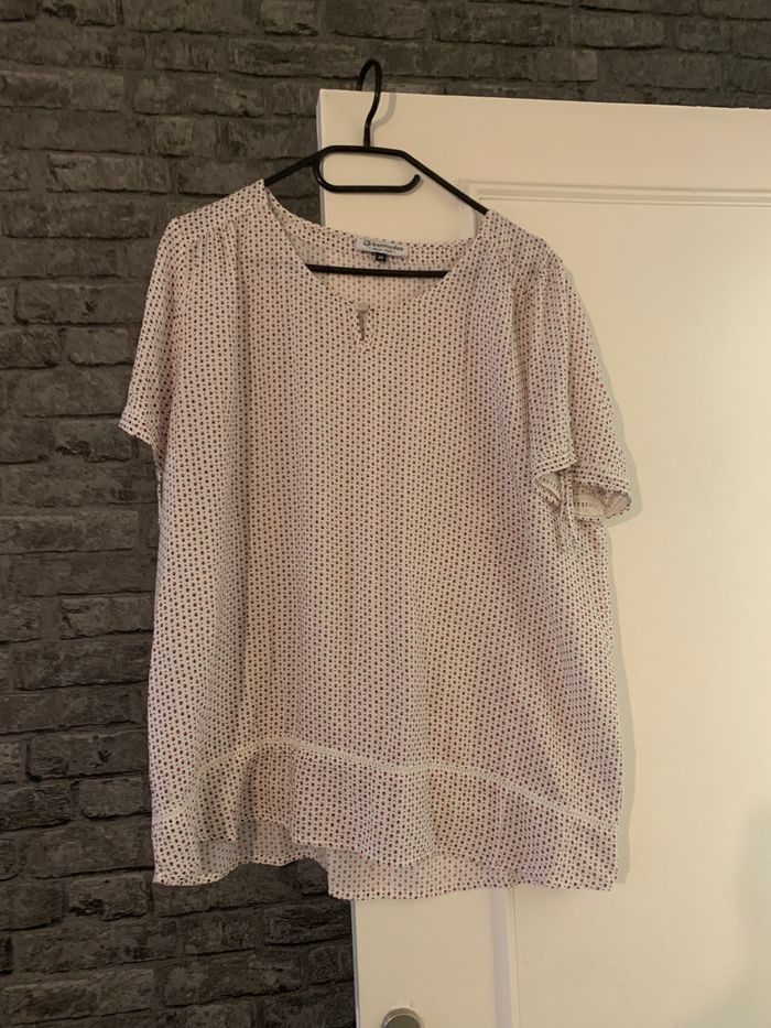 Tunique blanche à petits motifs