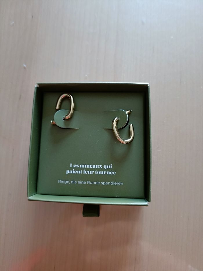 Lot de 9 bijoux avec boîte - photo numéro 4