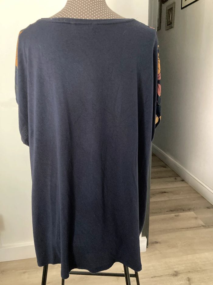Haut fleurie Taille XXL - photo numéro 3