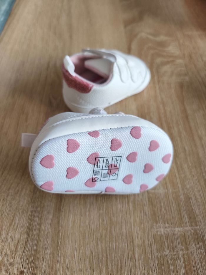 Chaussures bébé - photo numéro 2