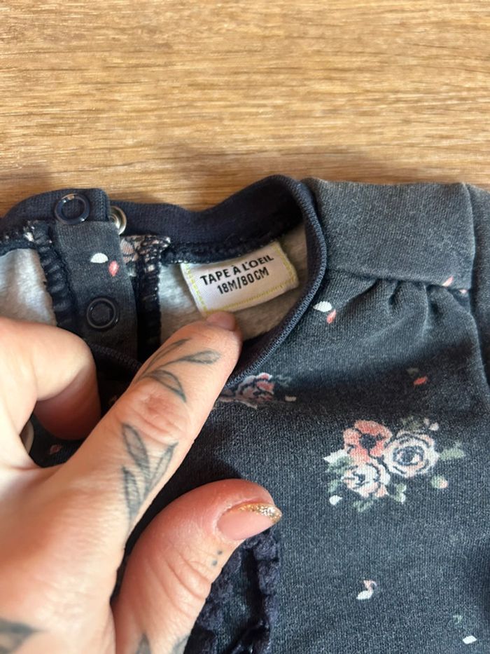 Sweat fleuri - photo numéro 2