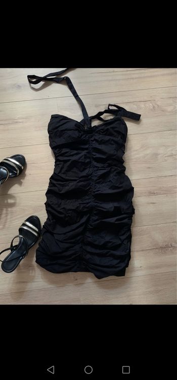 Belle robe Zara neuve