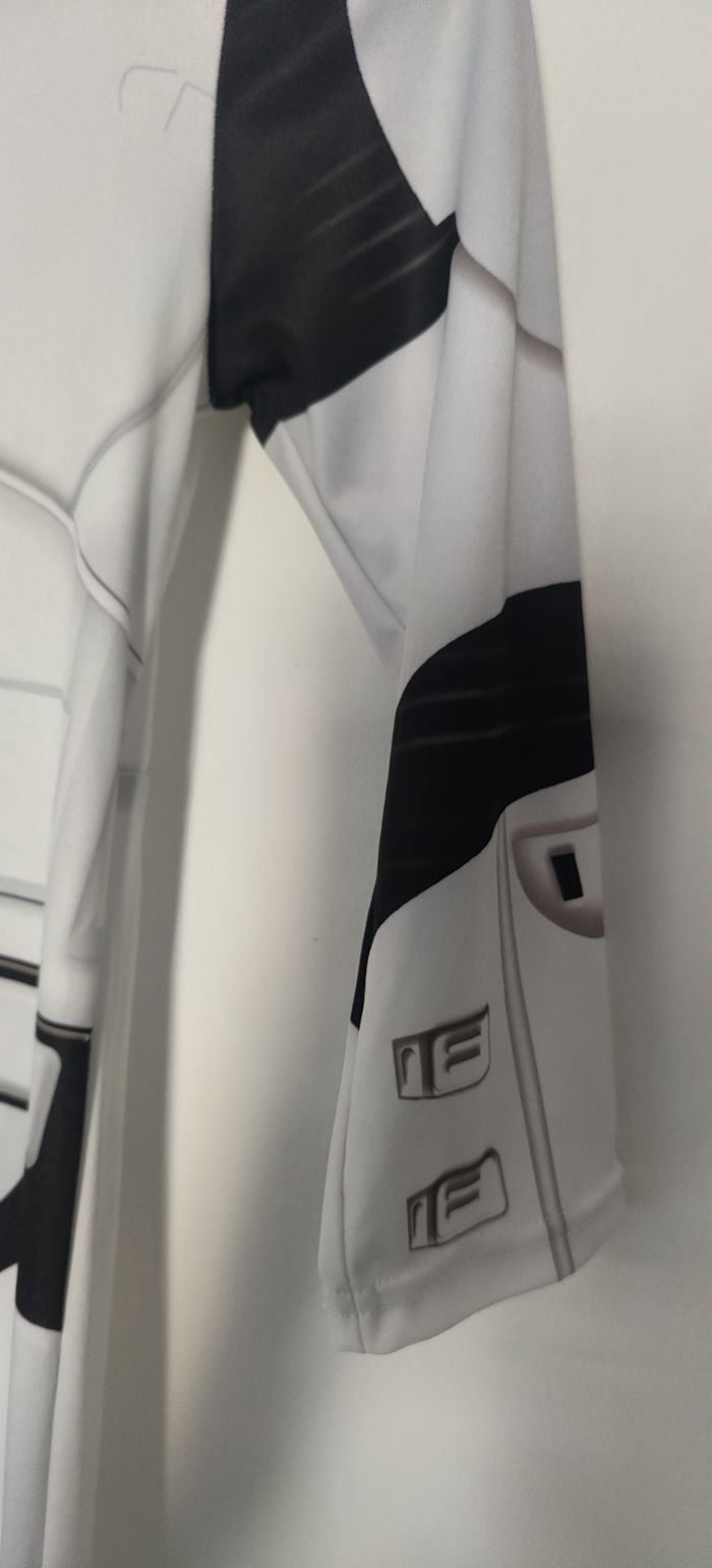 Déguisement star Wars stormtrooper en 5/ 6 ans - photo numéro 3