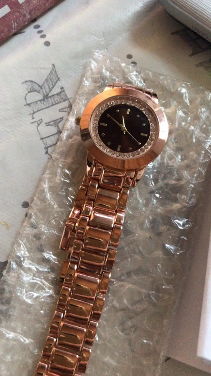 Montre neuve - photo numéro 4