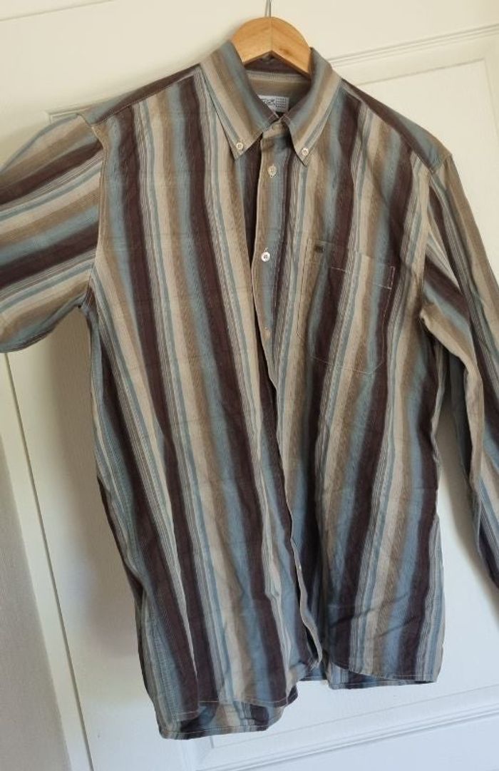 Chemise à rayures